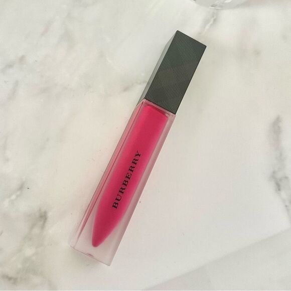Burberry Lip Velvet Magenta 33 Lip Color Matte Gloss Pink New - Picture 2 of 5